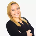 Quem é Priscila Machado